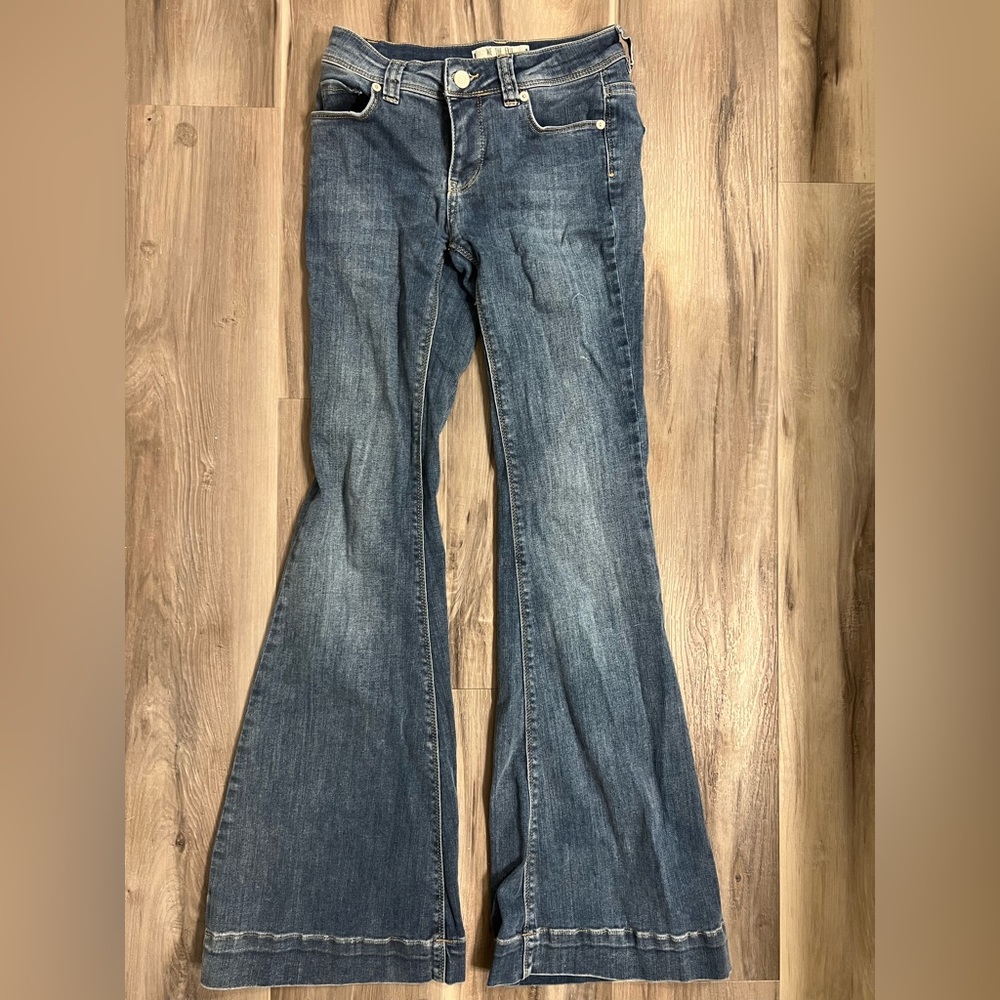 We the Free bootleg Jean